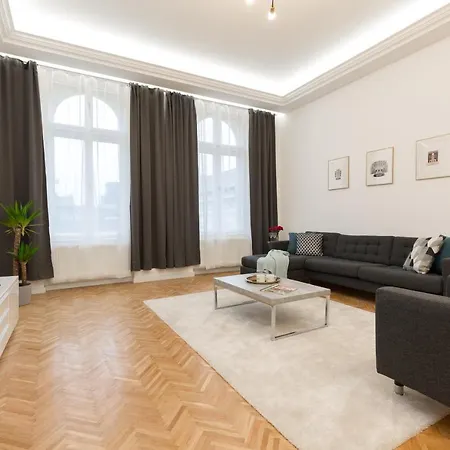Апартаменты Space And Style In The Heart Of W 2br&2bt *